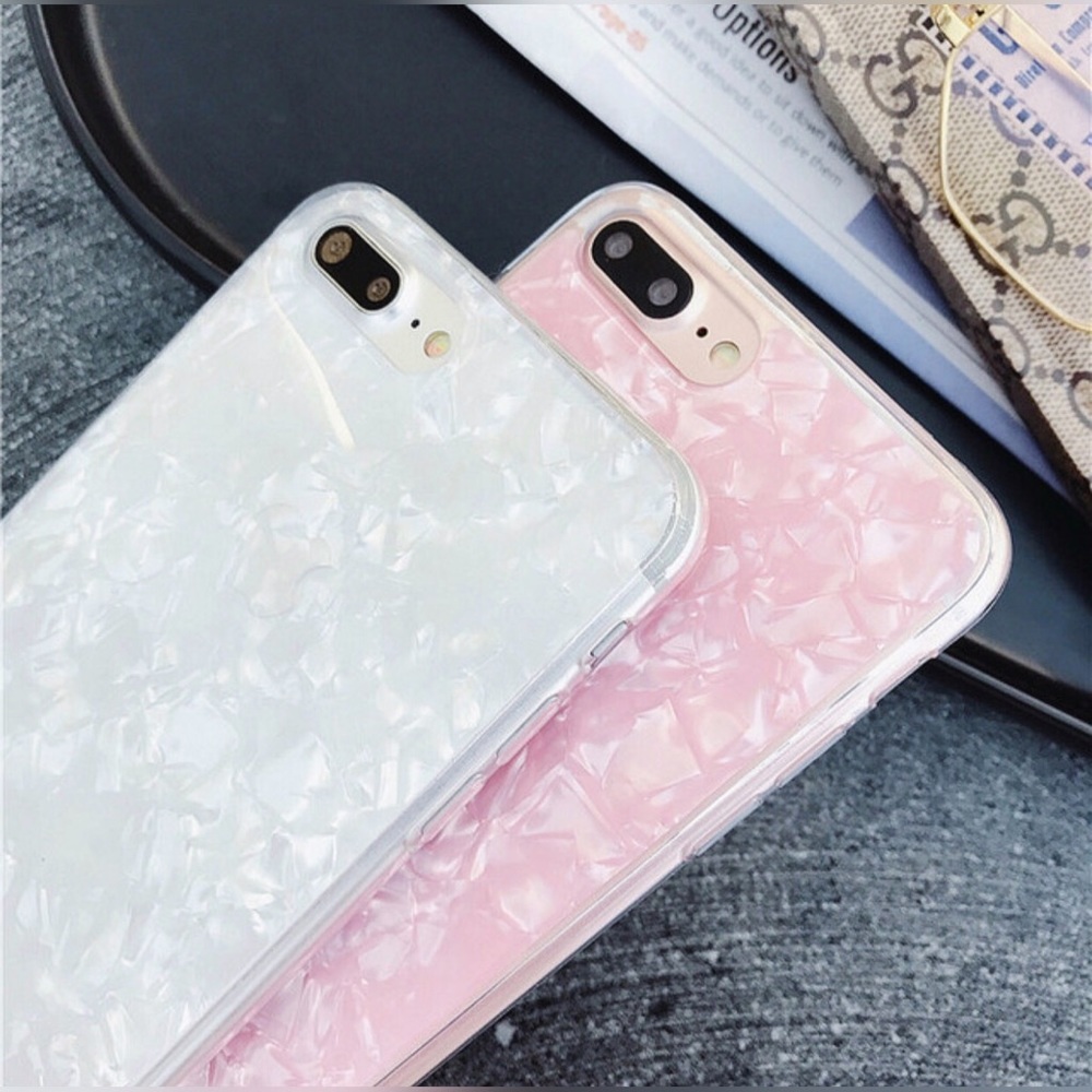 iPhone Pearl Shell Case - Picture 2 of 8